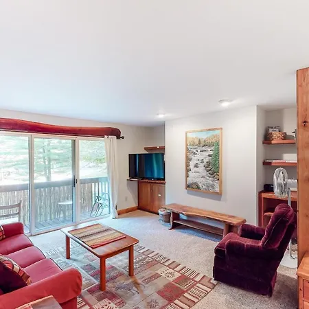 Mountain Breeze Getaway Condos Warren Exterior photo