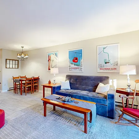 Mountain Breeze Getaway Condos Warren Room photo
