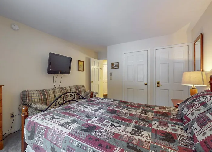 Mountain Breeze Getaway Condos