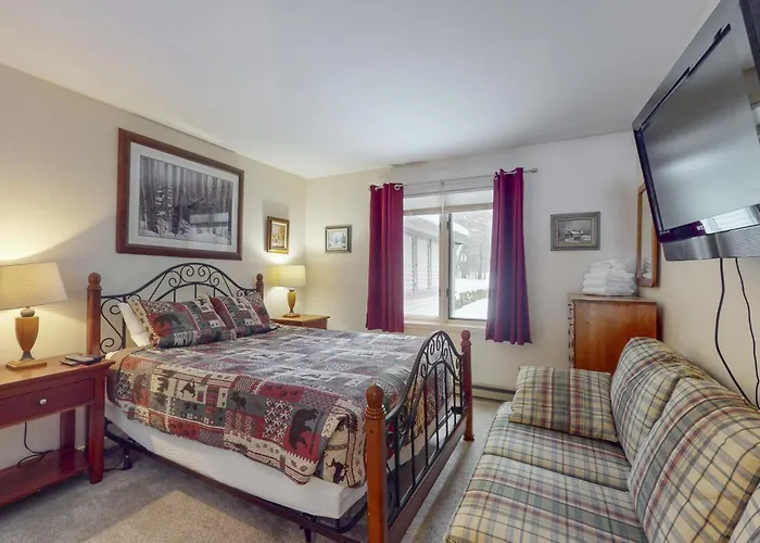 Mountain Breeze Getaway Condos